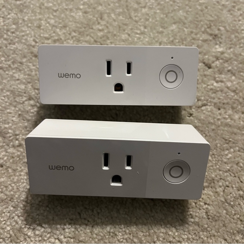Belkin WeMo Mini WiFi Smart Plug Set in White